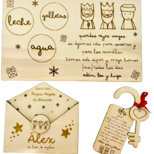 Bandeja, llave y sobre grabados de los Reyes Magos.